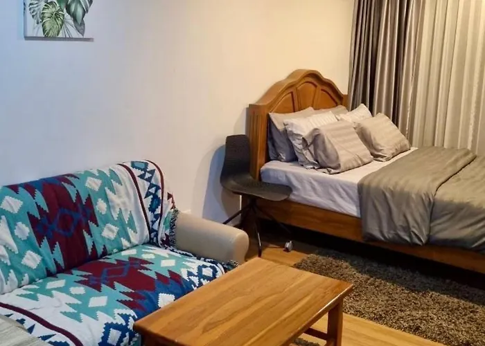 Apartment Perfect 1br At Mrt Bangson By B